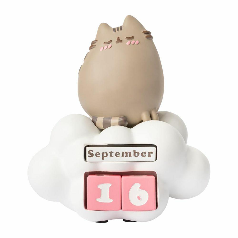 Statues & Busts | Pusheen: Purrfect Love Collection: 3D Perpetual Calendar: Pusheen Statues & Busts Statues & Busts